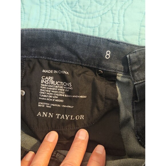 Ann Taylor Women's Size 8 Dark Blue Mid-Rise Stretch Boot Cut Denim Jeans - Picture 3 of 8